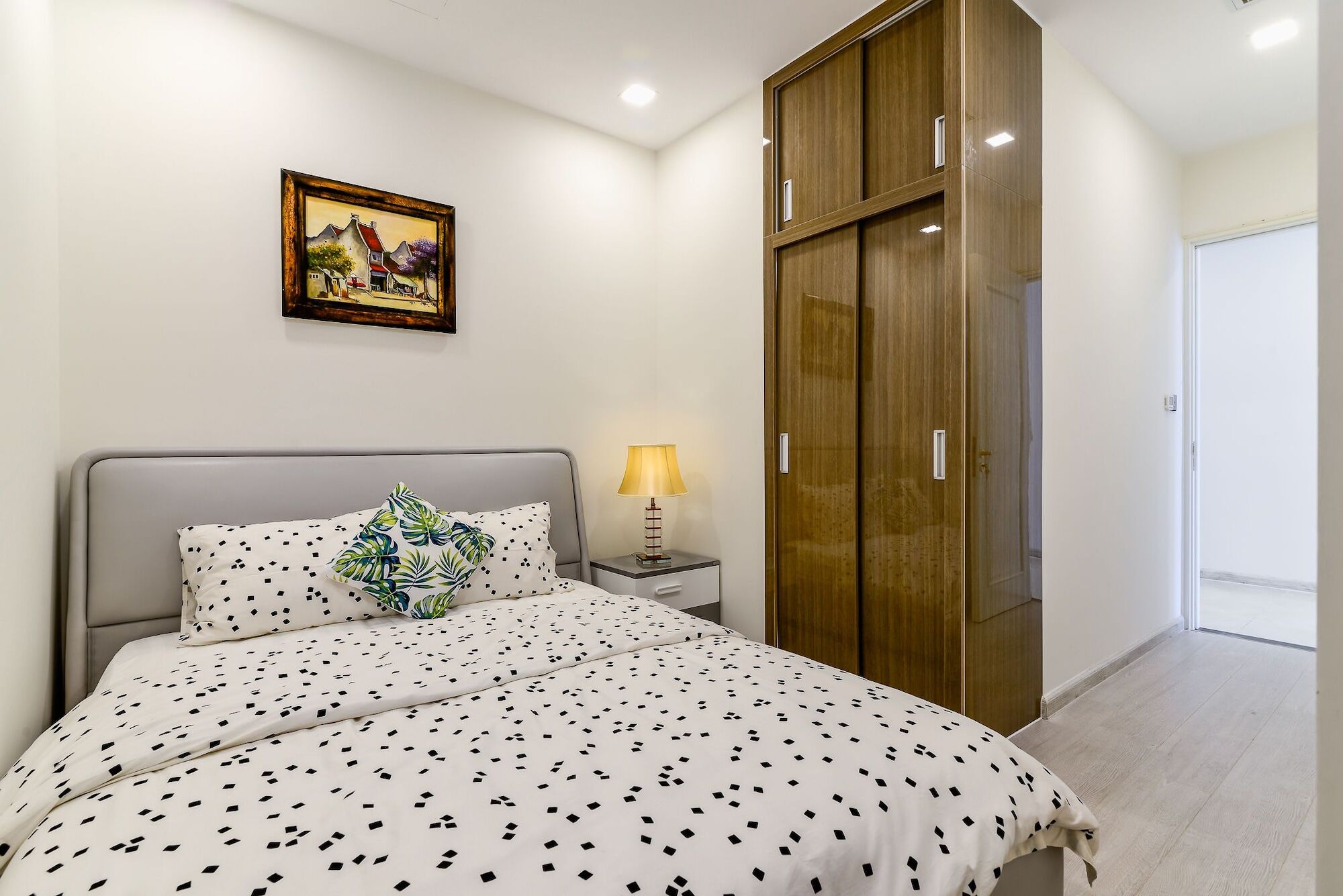 New Star Vinhomes Ba Son Căn hộ *
