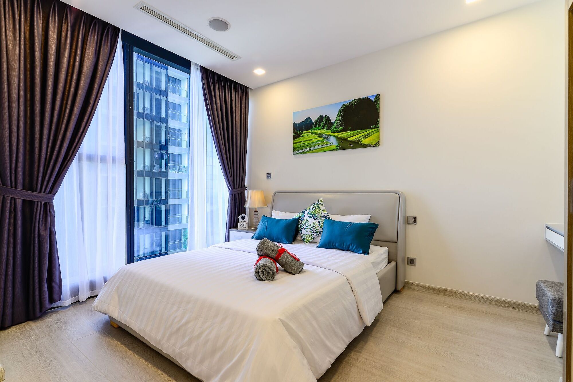 New Star Vinhomes Ba Son Căn hộ *