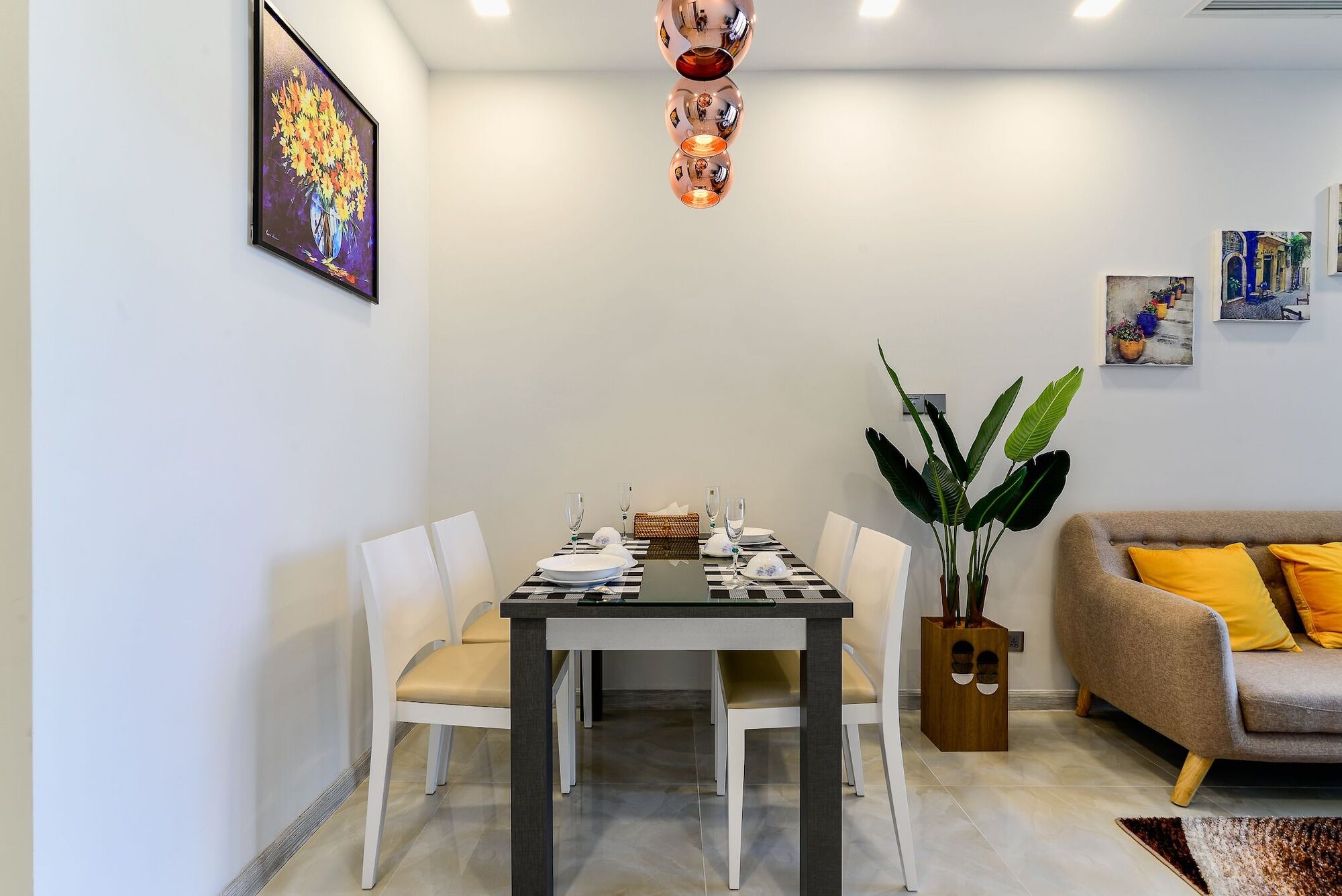 New Star Vinhomes Ba Son *