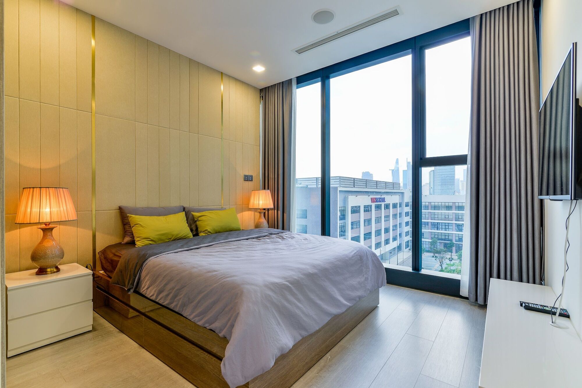 New Star Vinhomes Ba Son *