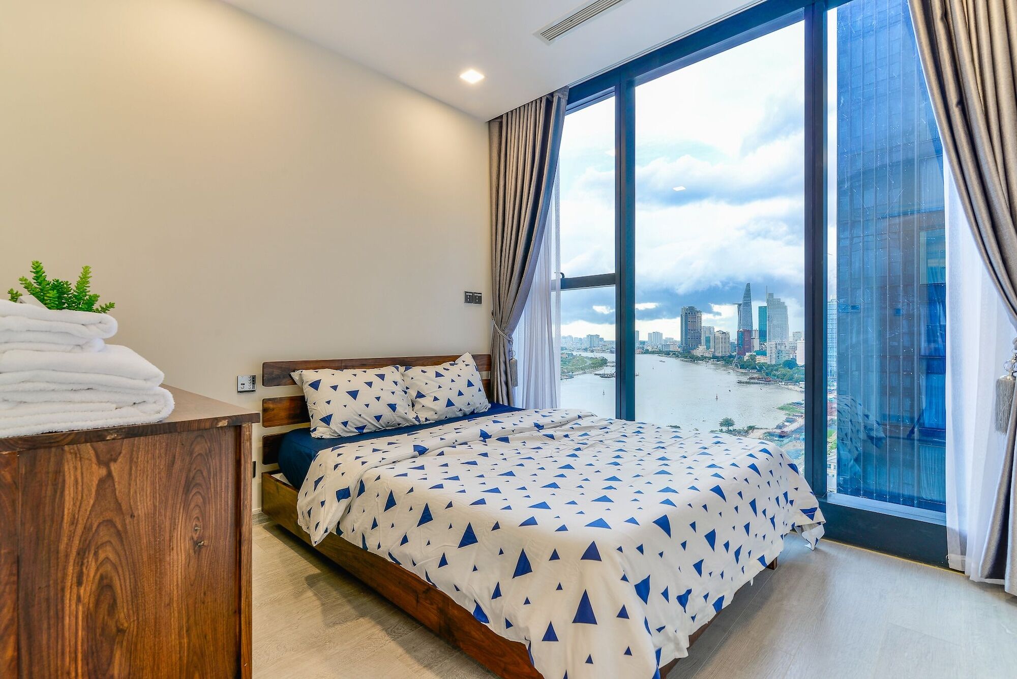 New Star Vinhomes Ba Son Căn hộ TP. Hồ Chí Minh