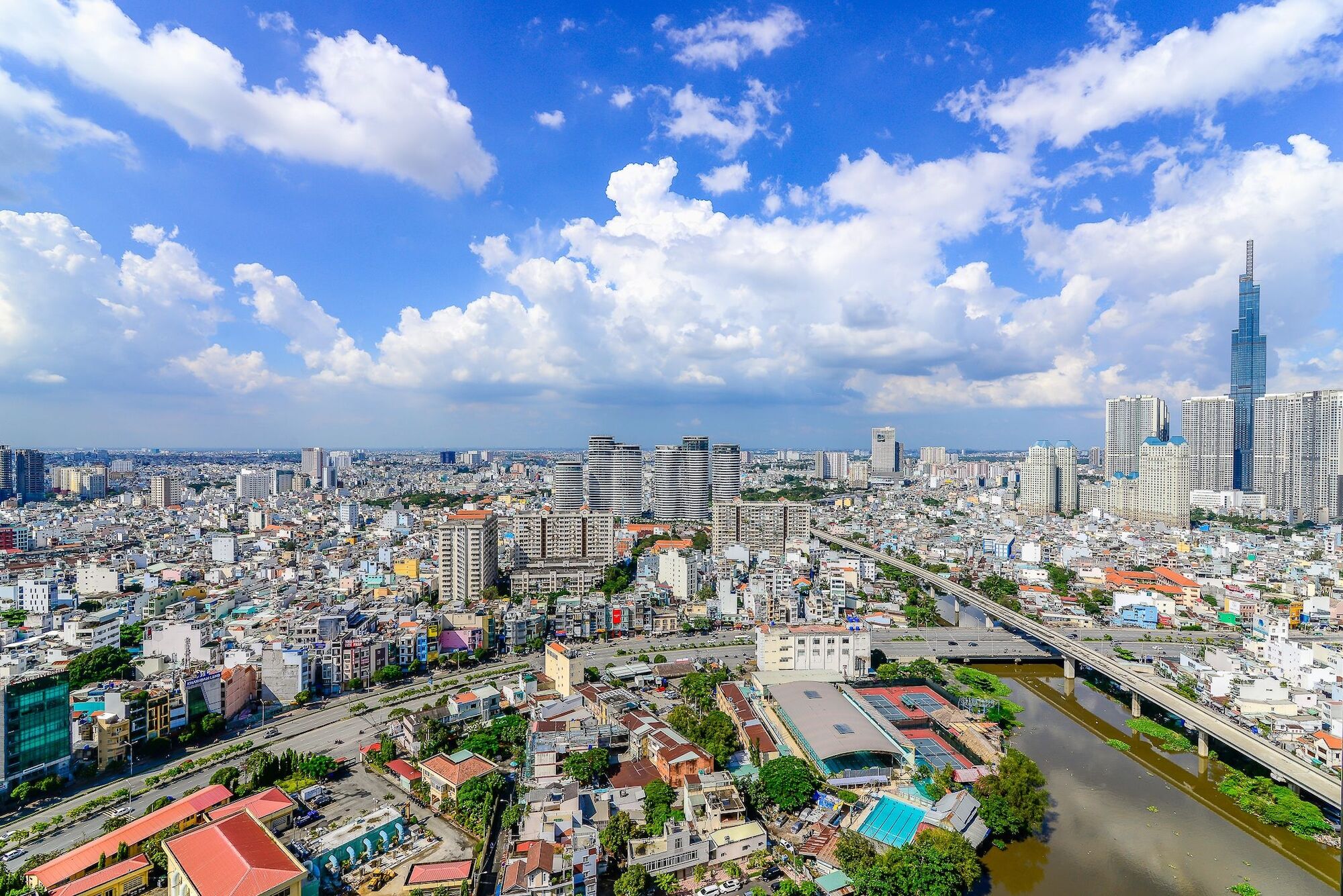 New Star Vinhomes Ba Son * TP. Hồ Chí Minh